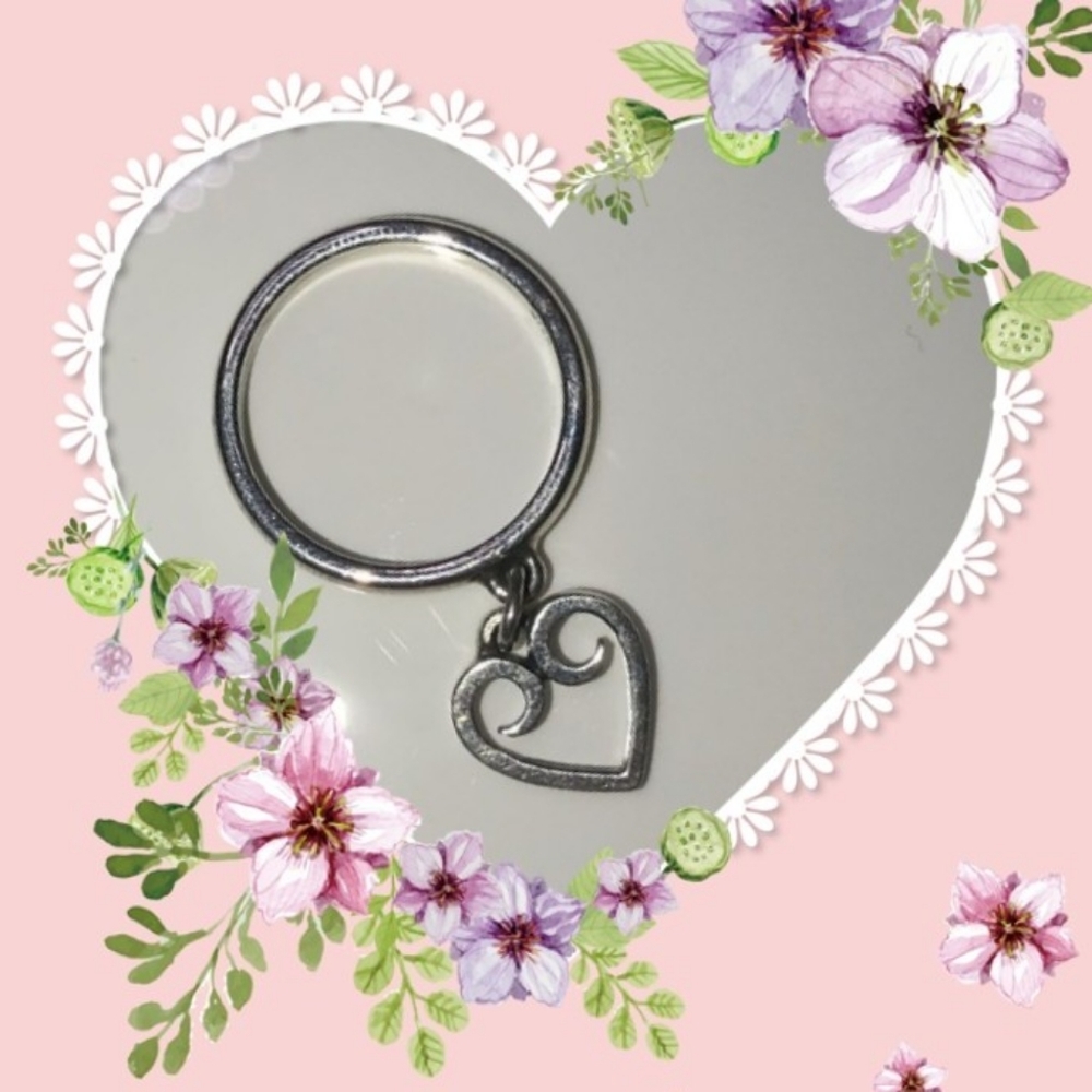 🫶James Avery retired Open Heart charm in a dangle Ring
